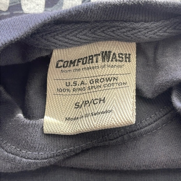 Navy Discolored Savannah Georgia Long Sleeve TShirt Size S​​ - Picture 3 of 6